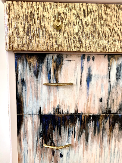 Mid Century Chest of Drawers