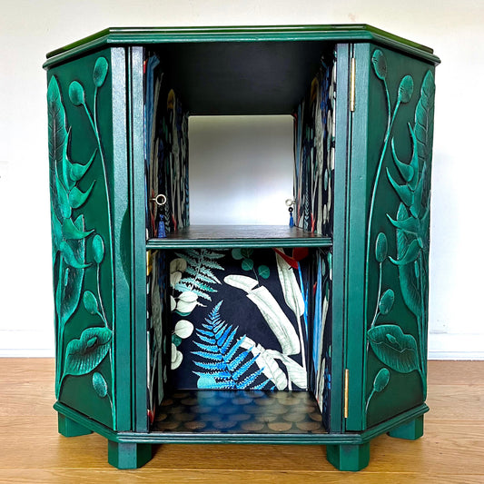 Vintage Bookcase / Drinks Cabinet (with sides that open out)