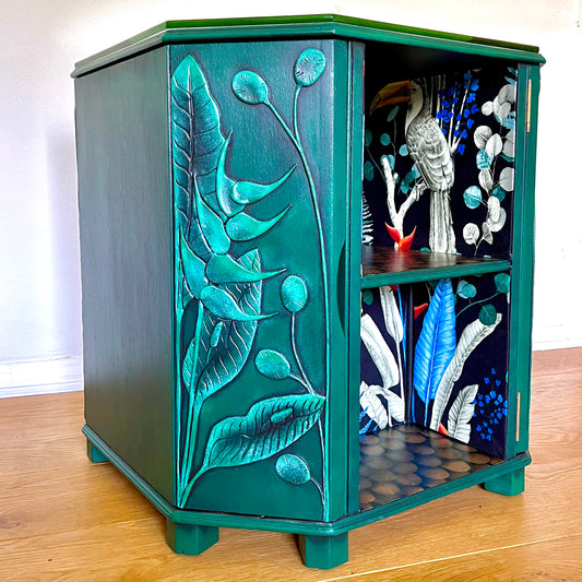 Vintage Bookcase / Drinks Cabinet (with sides that open out)