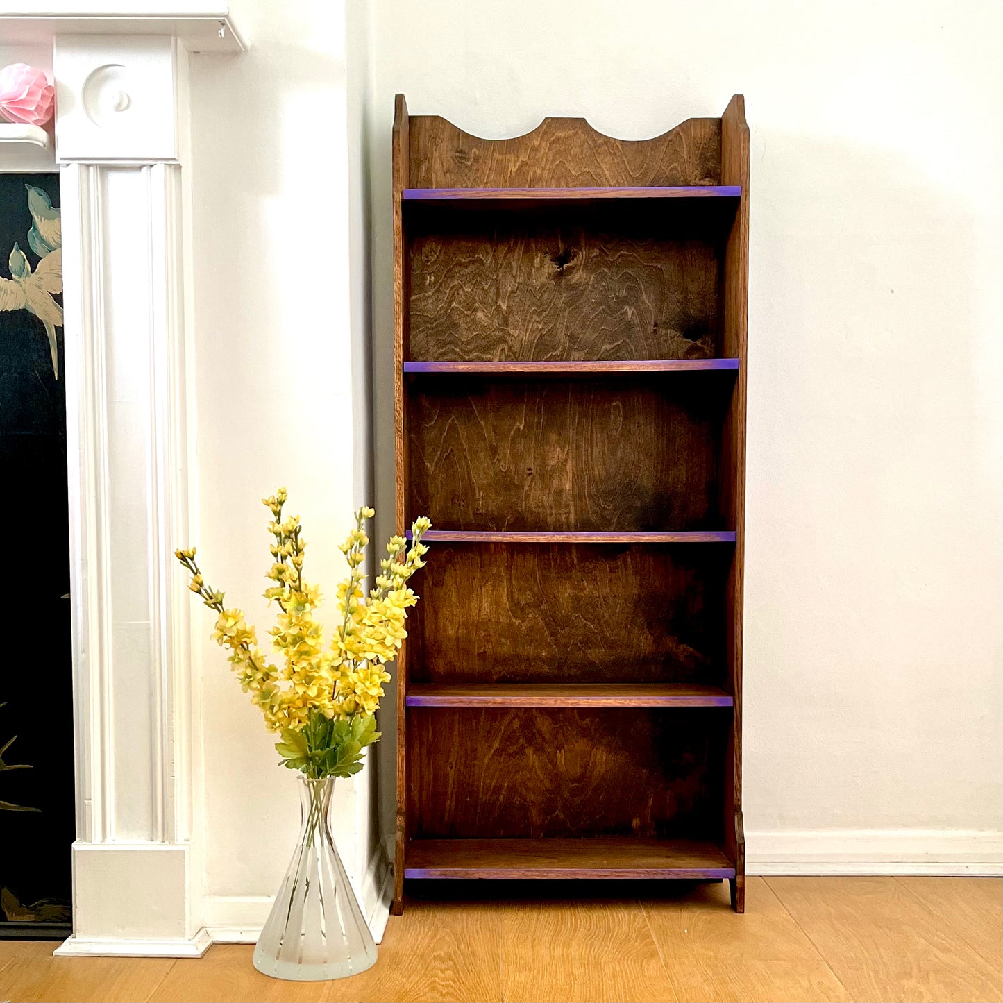 Mid 1930s Cottagecore Style Bookcase