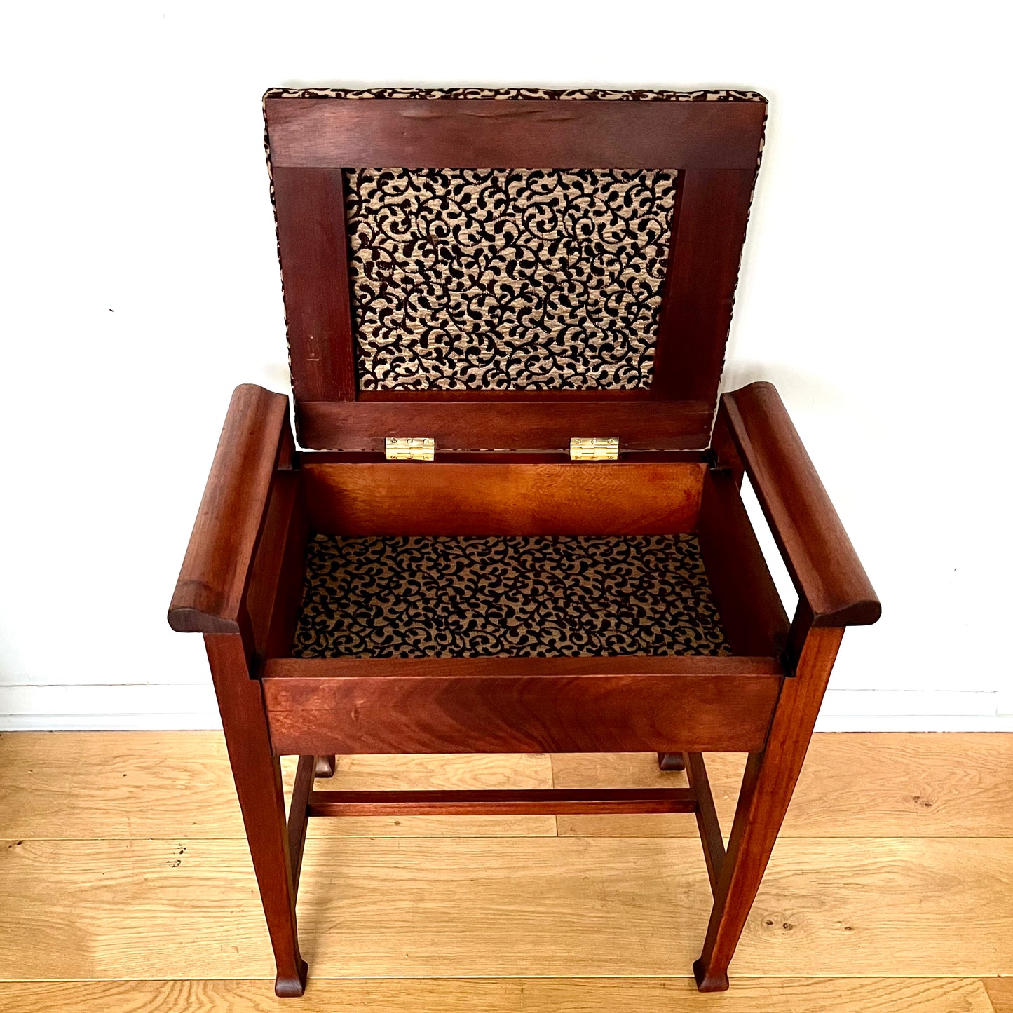 Edwardian Mahogany Piano Stool
