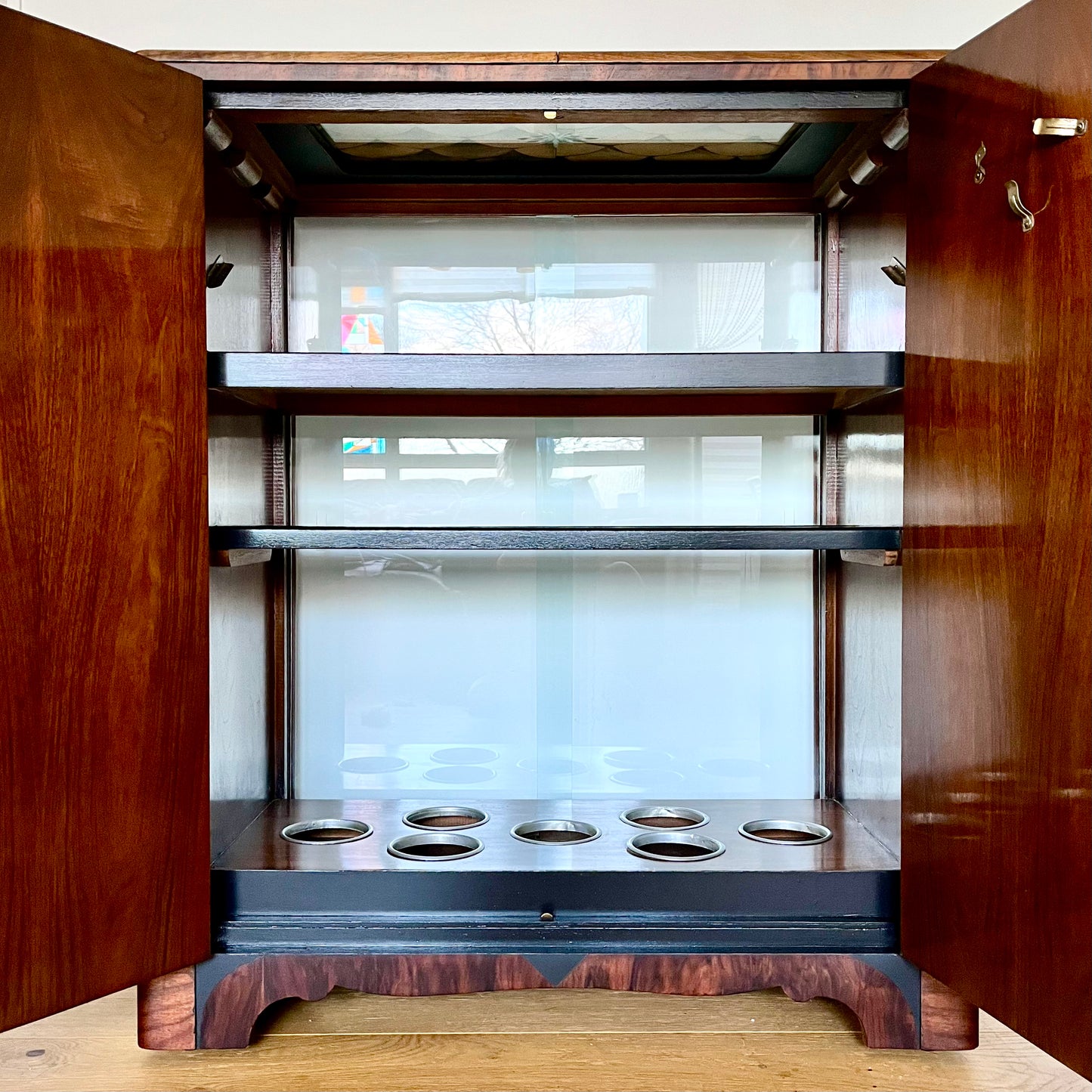 Art Deco Bar / Drinks Cabinet